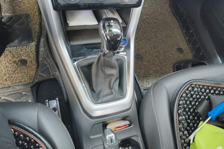 Used Volkswagen T-Cross 2019 280TSI DSG Comfort Edition Gear Lever