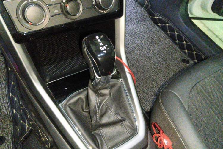 Used Volkswagen T-Cross 2019 280TSI DSG Comfort Edition Gear Lever