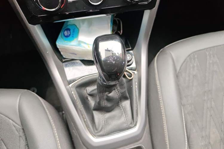 Used Volkswagen T-Cross 2019 280TSI DSG Comfort Edition Gear Lever