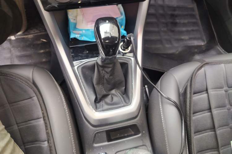 Used Volkswagen T-Cross 2019 1.5L Automatic Comfort Edition Gear Lever