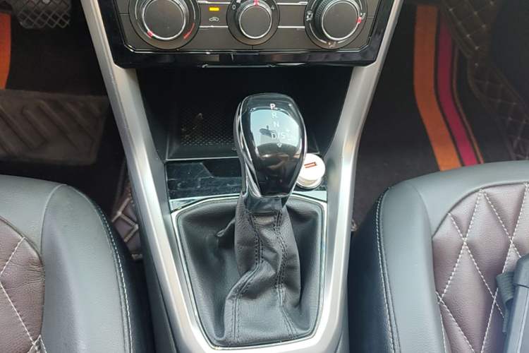 Used Volkswagen T-Cross 2019 280TSI DSG Comfort Edition Gear Lever