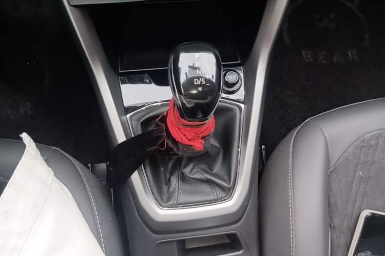 Used Volkswagen T-Cross 2019 1.5L Automatic Comfort Edition Gear Lever