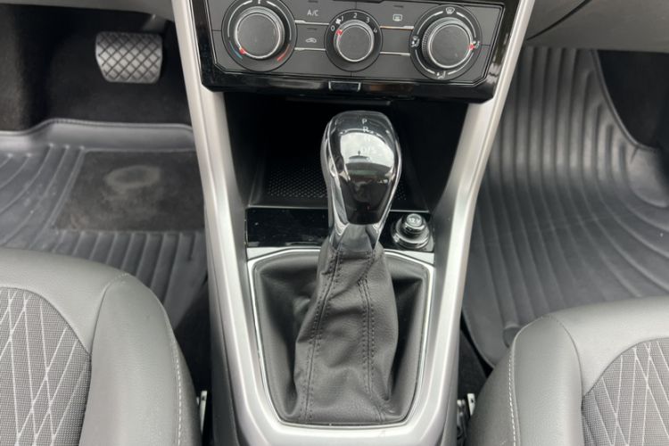 Used Volkswagen T-Cross 2019 280TSI DSG Comfort Edition Gear Lever