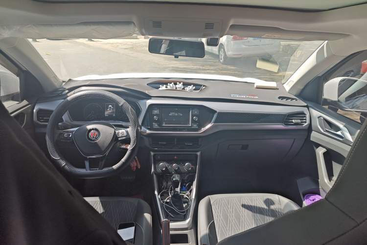 Used Volkswagen T-Cross 2019 1.5L Automatic Comfort Edition Headliner