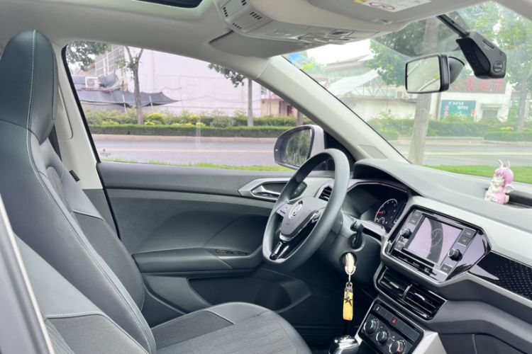 Used Volkswagen T-Cross 2019 280TSI DSG Comfort Edition Interior 2