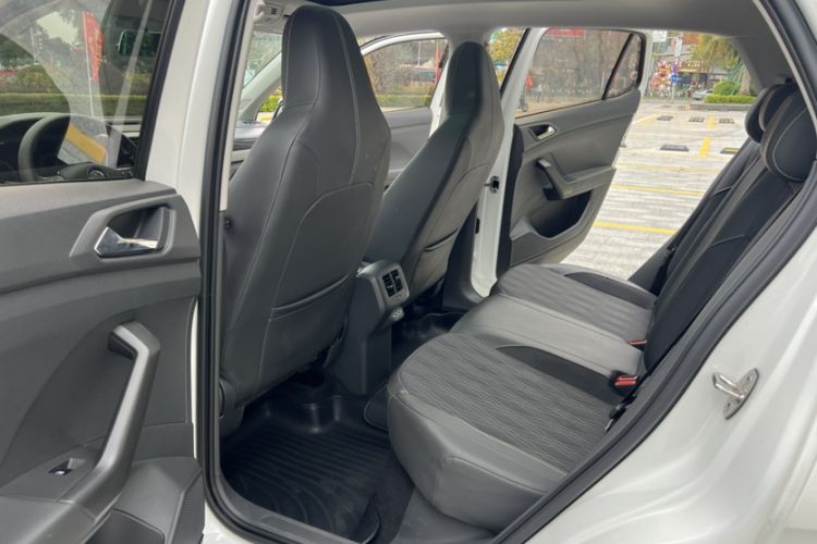 Used Volkswagen T-Cross 2019 280TSI DSG Comfort Edition Interior 6