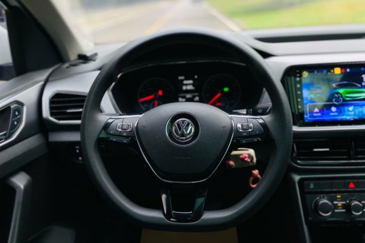 Used Volkswagen T-Cross 2019 280TSI DSG Comfort Edition Interior 7