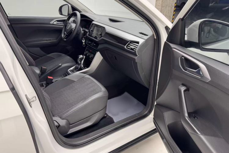Used Volkswagen T-Cross 2019 280TSI DSG Comfort Edition Interior 7