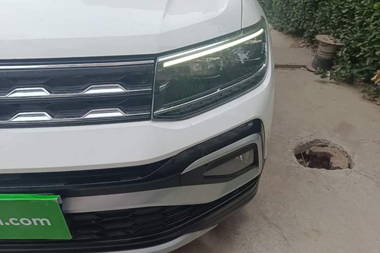 Used Volkswagen T-Cross 2019 1.5L Automatic Comfort Edition Left Front Headlight