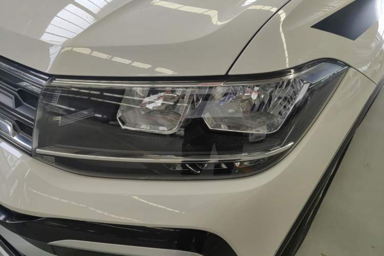 Used Volkswagen T-Cross 2019 1.5L Automatic Fashion Edition Left Front Headlight