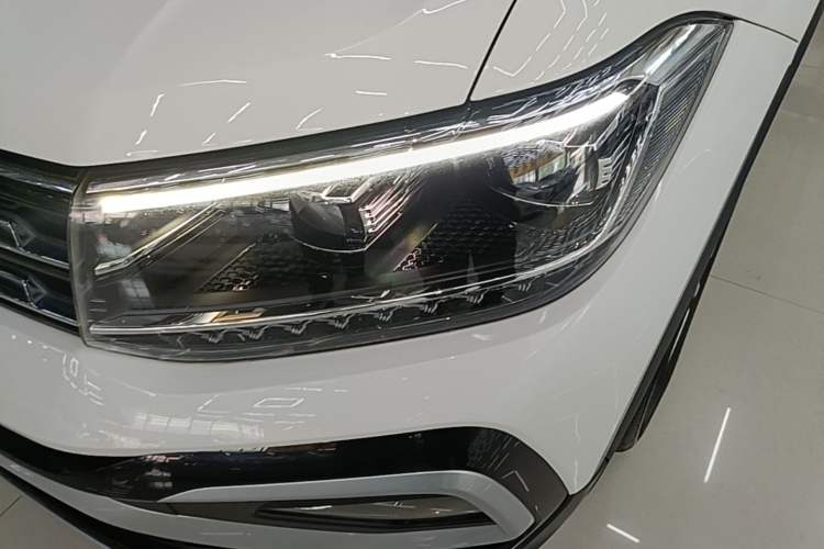 Used Volkswagen T-Cross 2019 280TSI DSG Comfort Edition Left Front Headlight