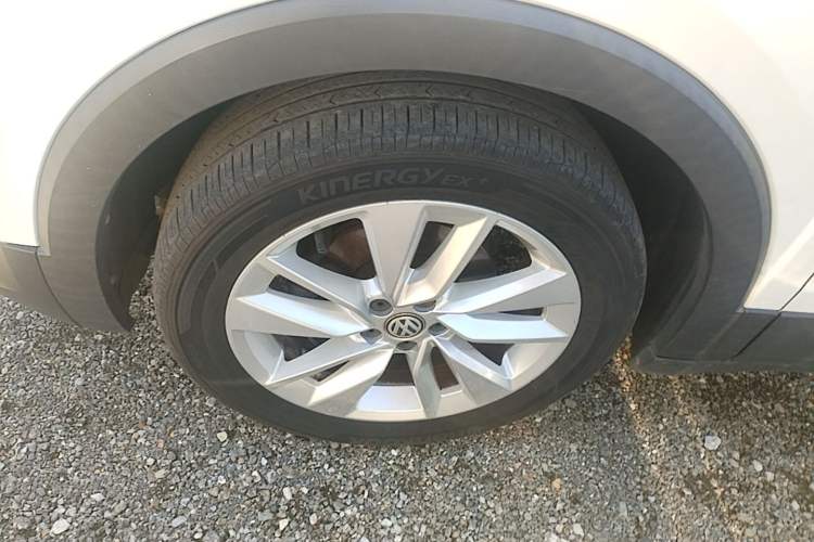 Used Volkswagen T-Cross 2019 280TSI DSG Comfort Edition Left Front Wheel Hub