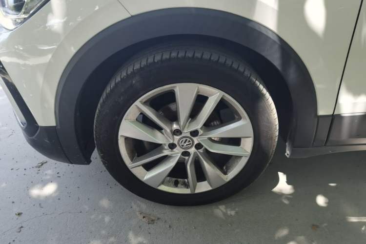Used Volkswagen T-Cross 2019 280TSI DSG Comfort Edition Left Front Wheel Hub