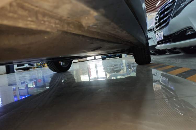 Used Volkswagen T-Cross 2019 1.5L Automatic Comfort Edition Left Side Sill