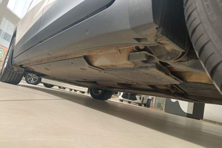 Used Volkswagen T-Cross 2019 1.5L Automatic Comfort Edition Left Side Sill