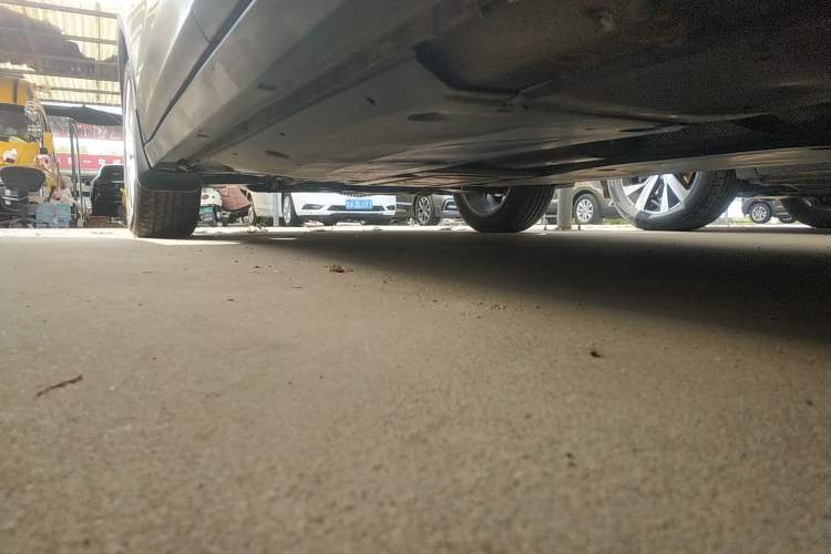 Used Volkswagen T-Cross 2019 1.5L Automatic Comfort Edition Left Side Sill