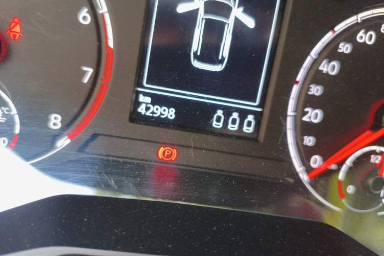 Used Volkswagen T-Cross 2019 280TSI DSG Comfort Edition Odometer Close Up