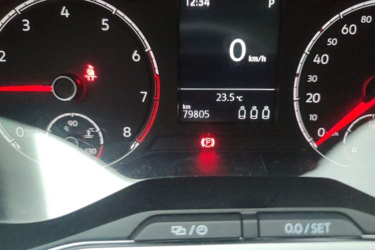 Used Volkswagen T-Cross 2019 280TSI DSG Comfort Edition Odometer Close Up