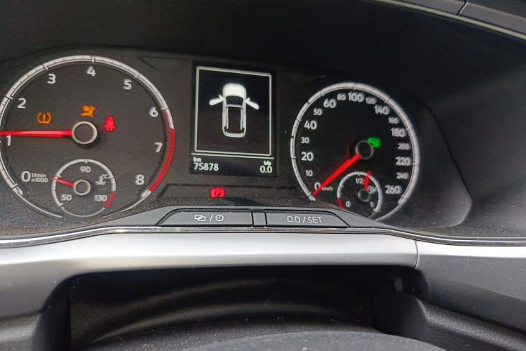 Used Volkswagen T-Cross 2019 280TSI DSG Comfort Edition Odometer Close Up
