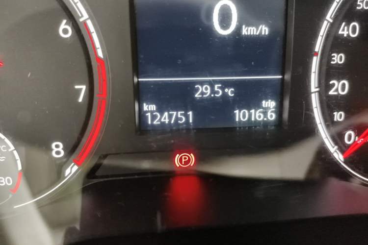 Used Volkswagen T-Cross 2019 280TSI DSG Comfort Edition Odometer Close Up