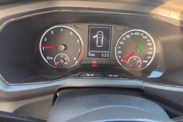 Used Volkswagen T-Cross 2019 280TSI DSG Comfort Edition Odometer Close Up