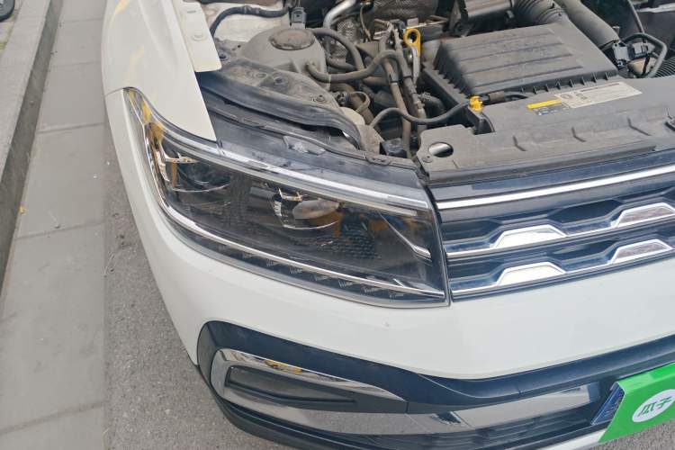 Used Volkswagen T-Cross 2019 280TSI DSG Luxury Edition Right Front Headlight