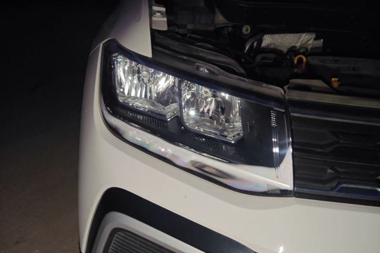 Used Volkswagen T-Cross 2019 1.5L Automatic Fashion Edition Right Front Headlight