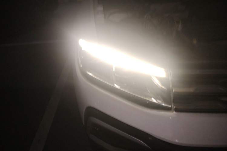 Used Volkswagen T-Cross 2019 280TSI DSG Comfort Edition Right Front Headlight