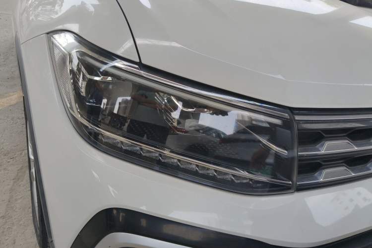 Used Volkswagen T-Cross 2019 280TSI DSG Comfort Edition Right Front Headlight