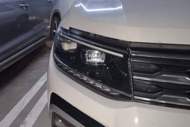 Used Volkswagen T-Cross 2019 280TSI DSG Comfort Edition Right Front Headlight