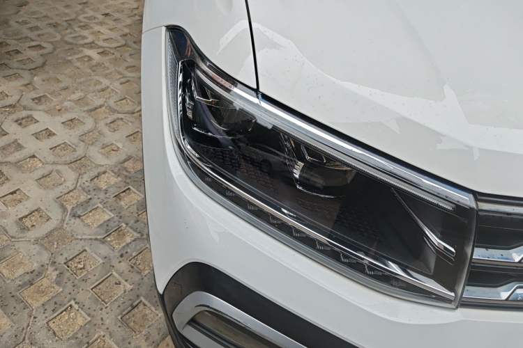 Used Volkswagen T-Cross 2019 280TSI DSG Comfort Edition Right Front Headlight