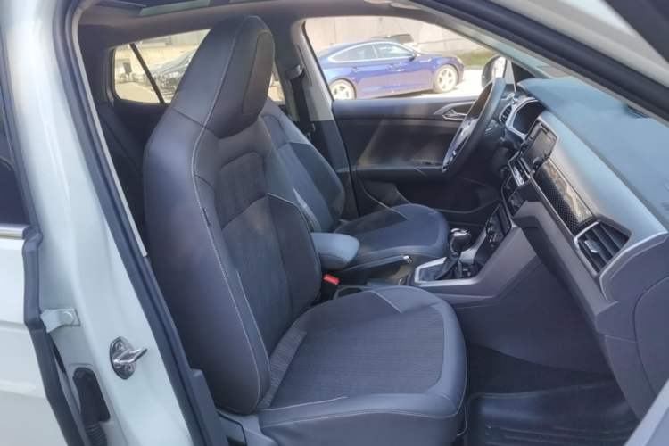 Used Volkswagen T-Cross 2019 280TSI DSG Comfort Edition Right Front Seat