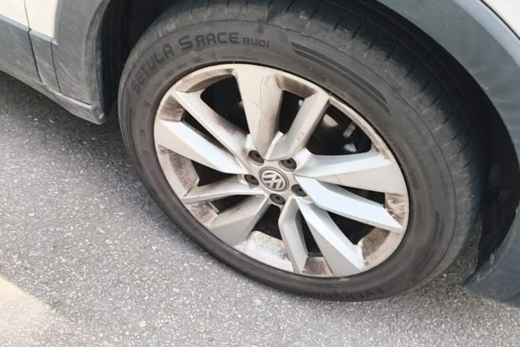 Used Volkswagen T-Cross 2019 1.5L Automatic Comfort Edition Right Front Wheel Hub