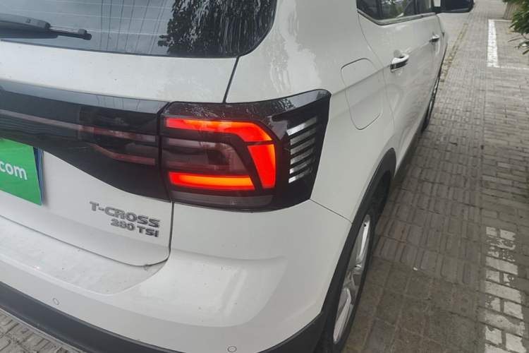 Used Volkswagen T-Cross 2019 280TSI DSG Comfort Edition Right Rear Taillight