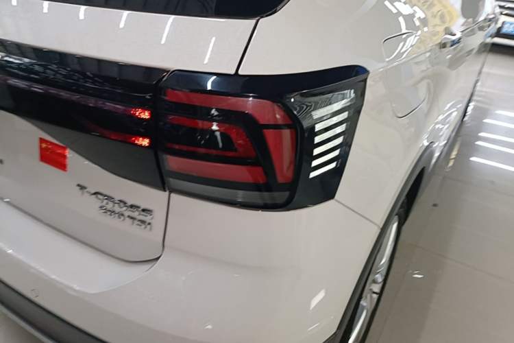 Used Volkswagen T-Cross 2019 280TSI DSG Comfort Edition Right Rear Taillight