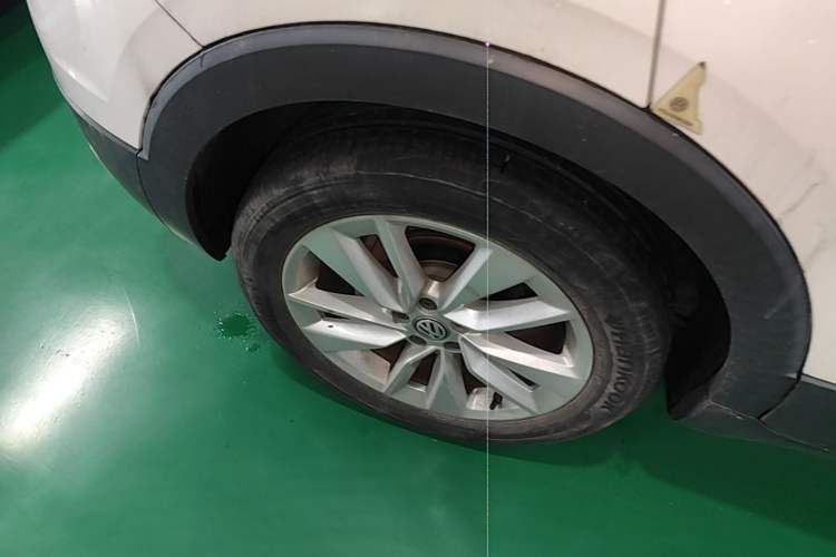Used Volkswagen T-Cross 2019 1.5L Automatic Comfort Edition Right Rear Wheel Hub