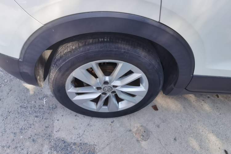 Used Volkswagen T-Cross 2019 280TSI DSG Comfort Edition Right Rear Wheel Hub