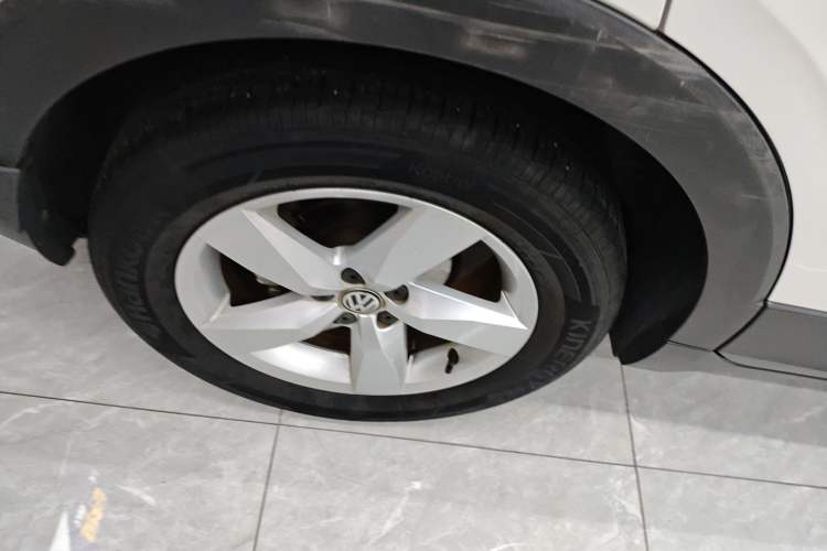 Used Volkswagen T-Cross 2019 1.5L Automatic Fashion Edition Right Rear Wheel Hub