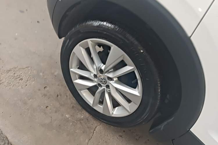 Used Volkswagen T-Cross 2019 1.5L Automatic Comfort Edition Right Rear Wheel Hub