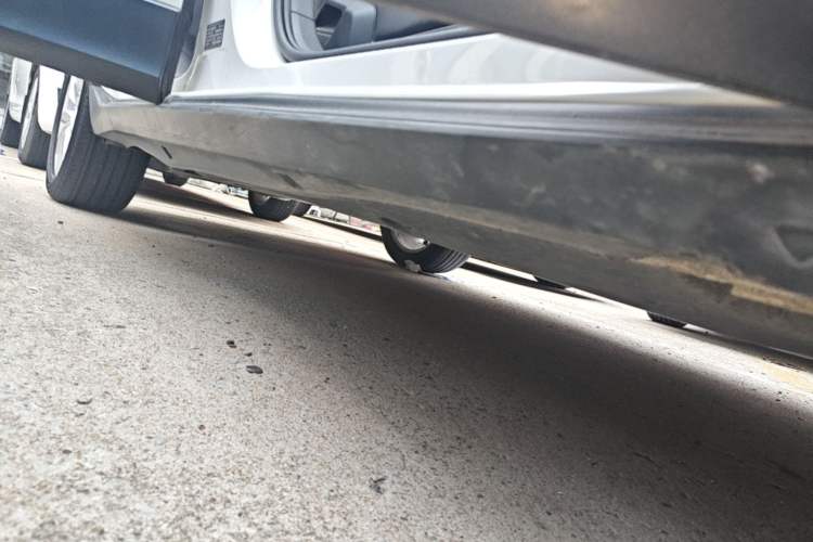 Used Volkswagen T-Cross 2019 280TSI DSG Comfort Edition Right Side Sill