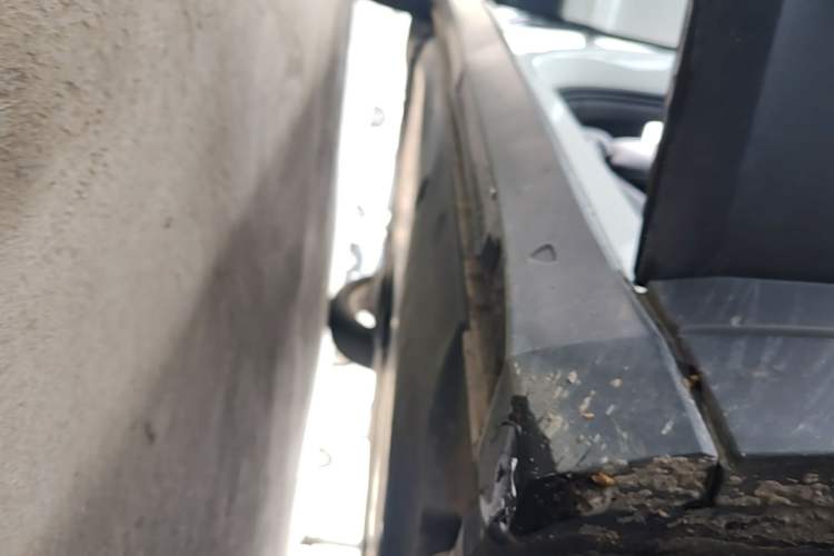 Used Volkswagen T-Cross 2019 1.5L Automatic Fashion Edition Right Side Sill