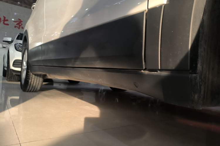 Used Volkswagen T-Cross 2019 280TSI DSG Comfort Edition Right Side Sill