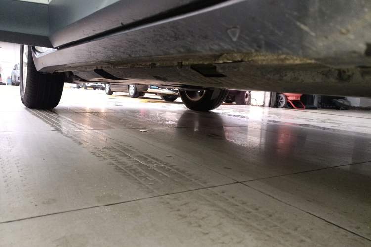 Used Volkswagen T-Cross 2019 1.5L Automatic Comfort Edition Right Side Sill