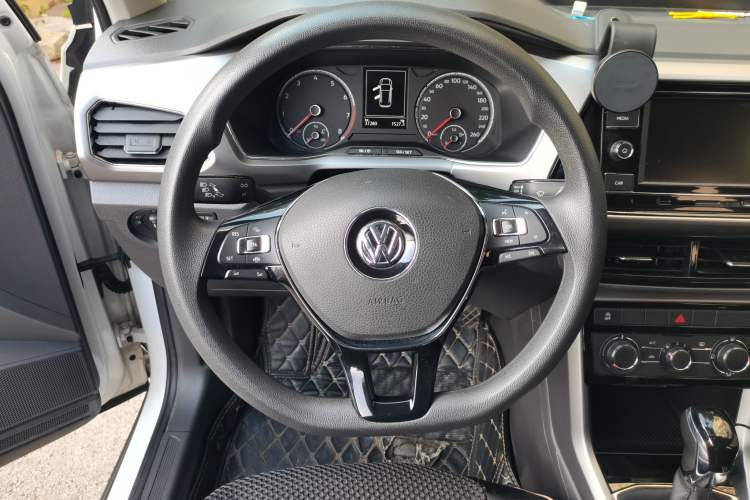 Used Volkswagen T-Cross 2019 280TSI DSG Comfort Edition Steering Wheel