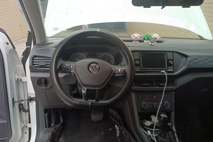 Used Volkswagen T-Cross 2019 1.5L Automatic Fashion Edition Steering Wheel