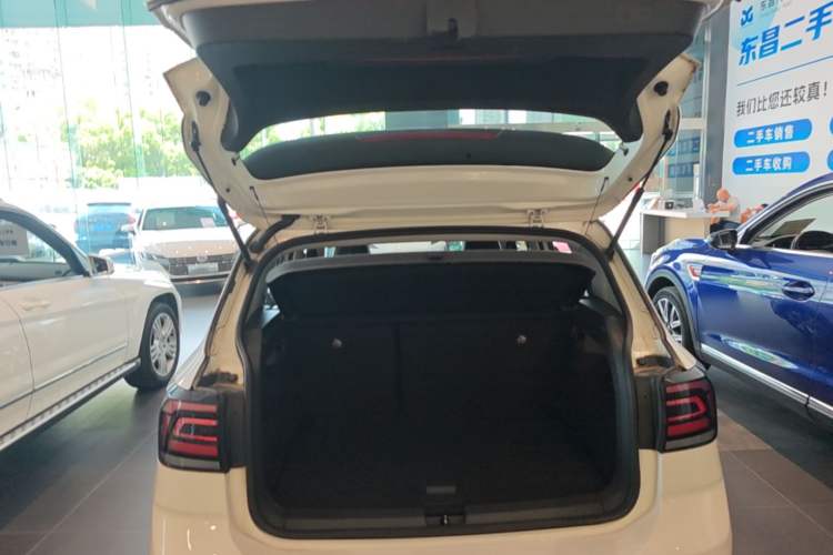 Used Volkswagen T-Cross 2019 280TSI DSG Luxury Edition Trunk