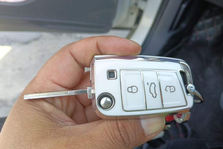 Used Volkswagen T-Cross 2019 1.5L Automatic Fashion Edition Vehicle Key