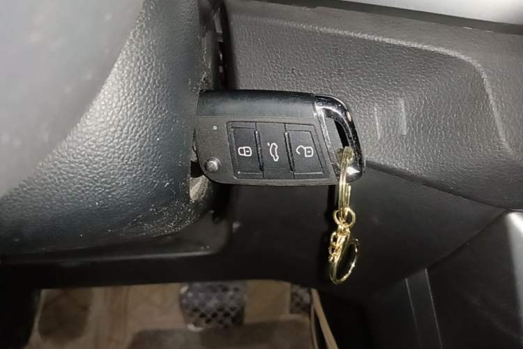 Used Volkswagen T-Cross 2019 280TSI DSG Comfort Edition Vehicle Key