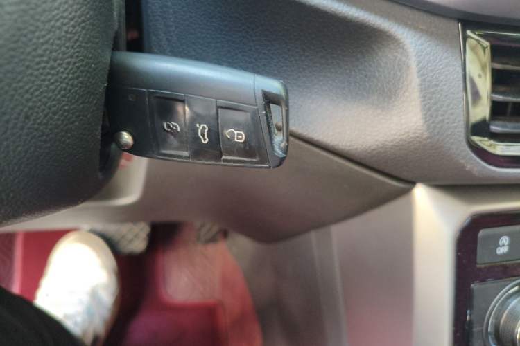 Used Volkswagen T-Cross 2019 280TSI DSG Comfort Edition Vehicle Key