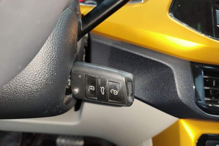 Used Volkswagen T-Cross 2019 280TSI DSG Comfort Edition Vehicle Key